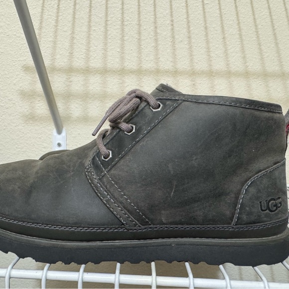 Men’s Uggs - Picture 5 of 7